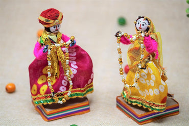 JH Gallery Rajasthani Dulha Dulhan Figurines, 11x11 cm Multicolour Showpiece