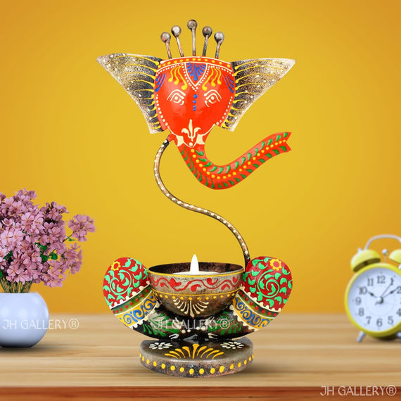 JH Gallery Handcrafted Metal Ganesha Tealight Candle Holder (Antique Yellow)