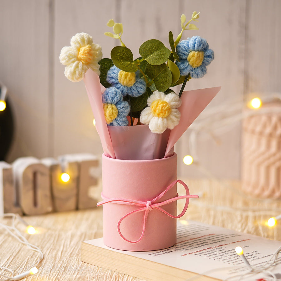 JH Gallery Crochet Pot Bouquet (Blue)